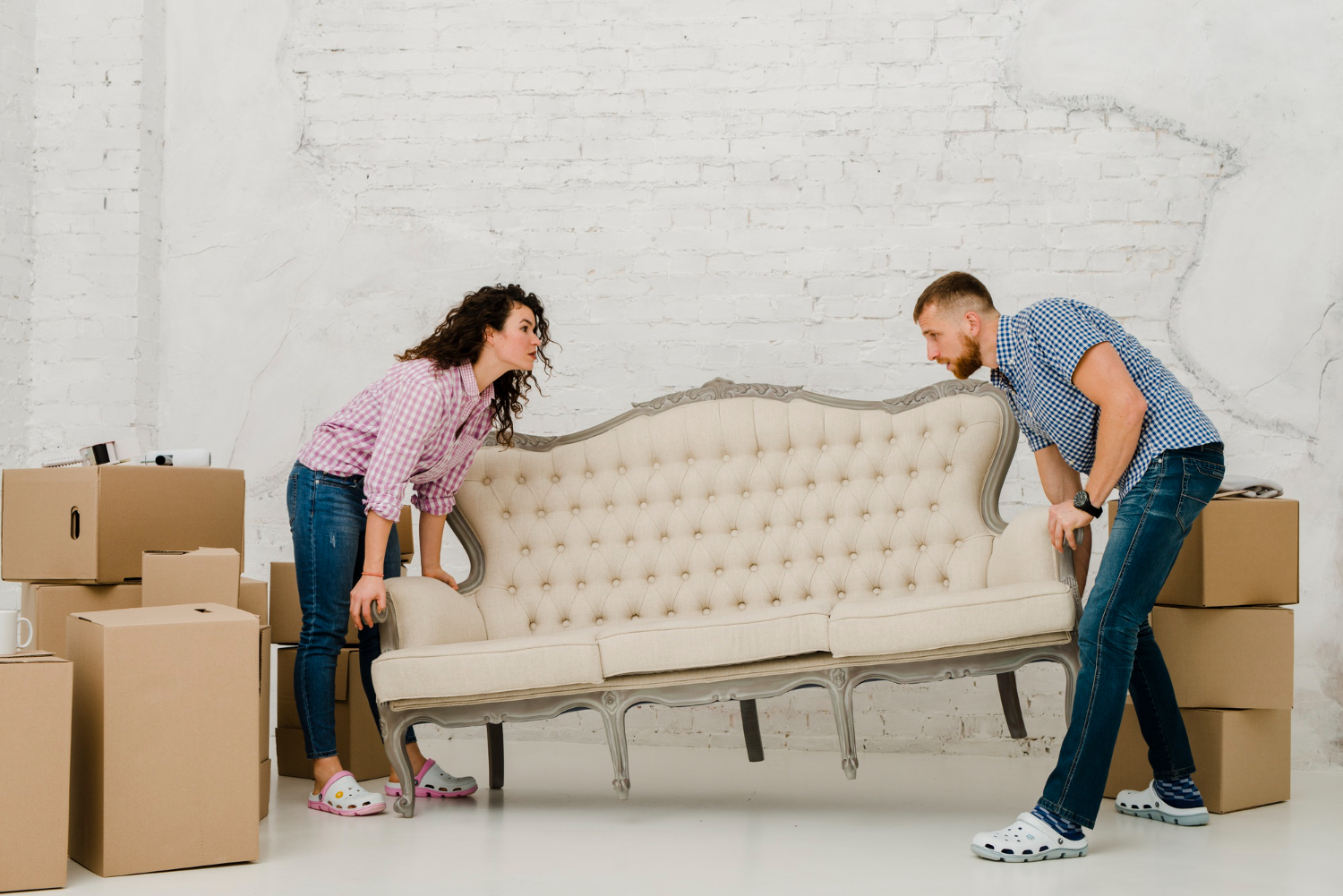 Furniture assembly and dismantling in Abu Dhabi