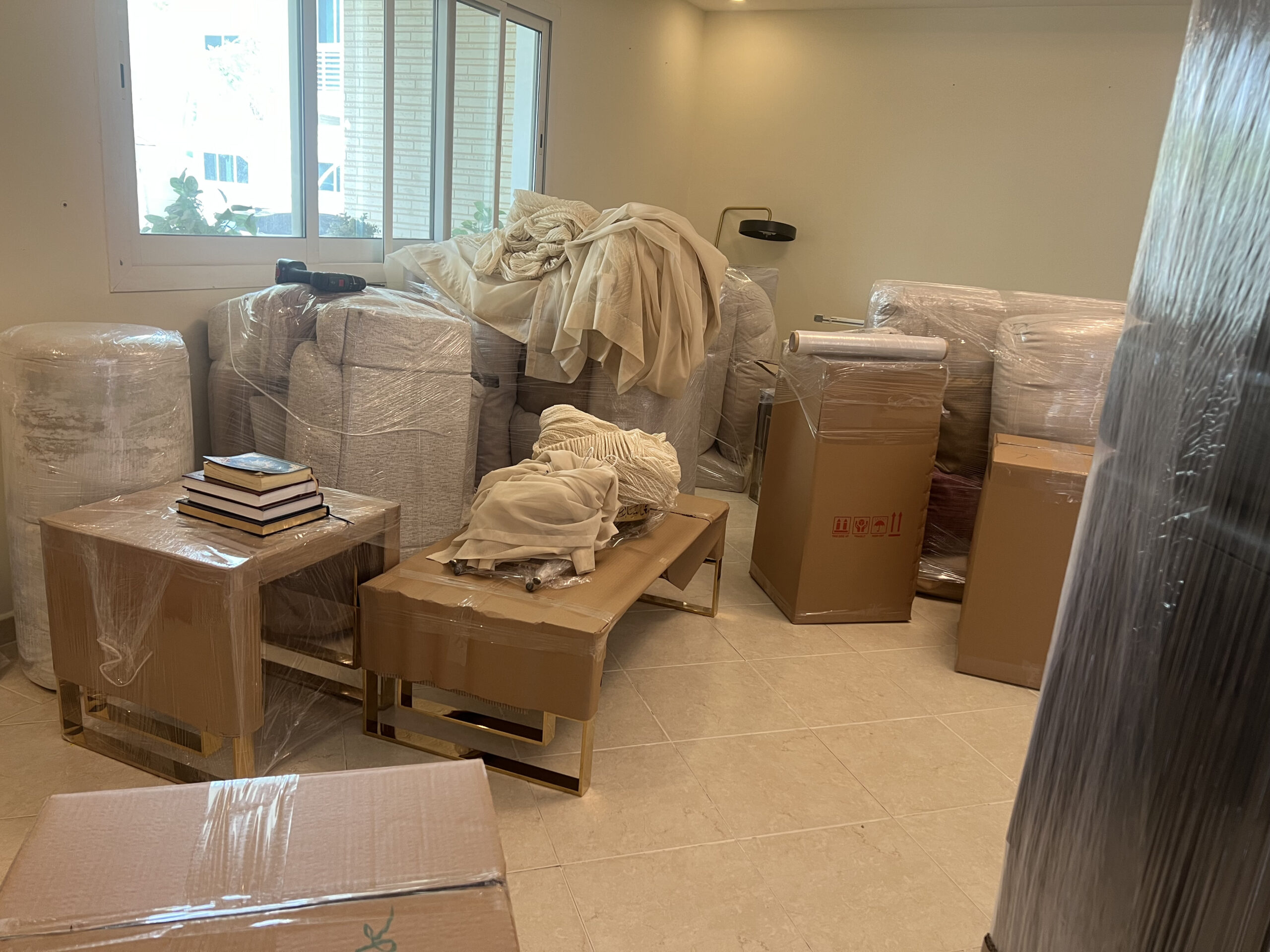 Furniture moving service in Abu Dhabi
